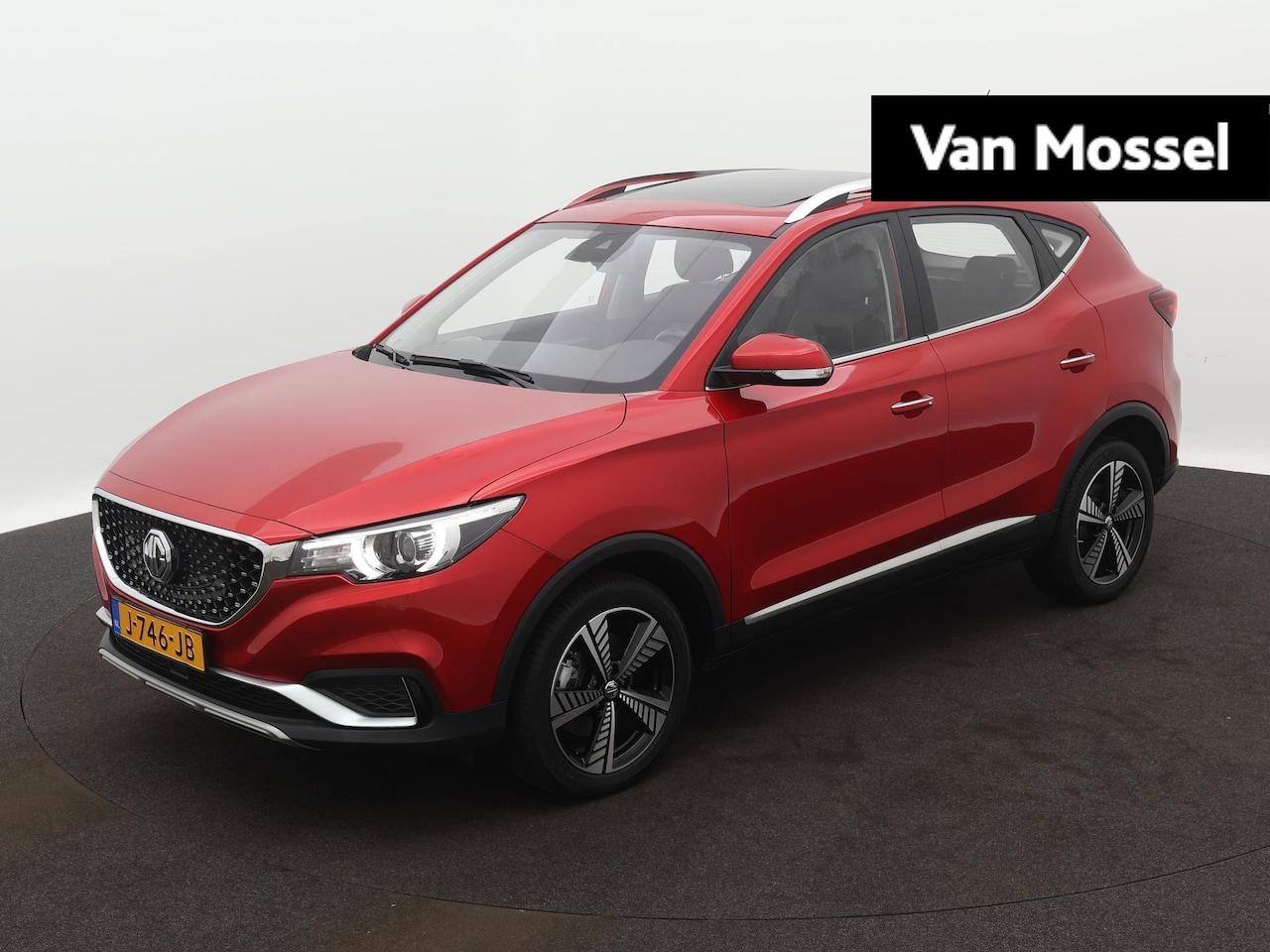 MG ZS - Luxury 45 kWh | WLTP 263KM | Panorama/Schuif-kantel Dak | DAB | Navigatie | Airco | LMV | - AutoWereld.nl