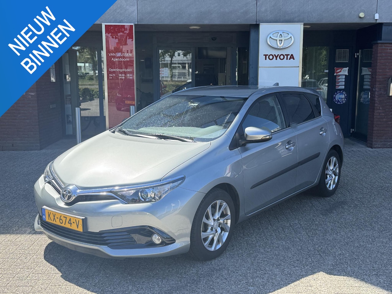 Toyota Auris - 1.2T Dynamic 1.2T Dynamic - AutoWereld.nl