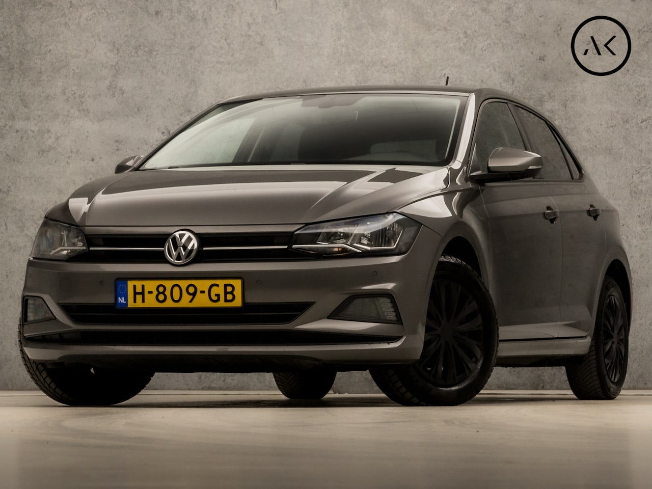 Volkswagen Polo - 1.0 TSI Sportline (APPLE CARPLAY, GETINT GLAS, PARKEERSENSOREN, SPORTSTOELEN, ADAPTIVE CRU - AutoWereld.nl