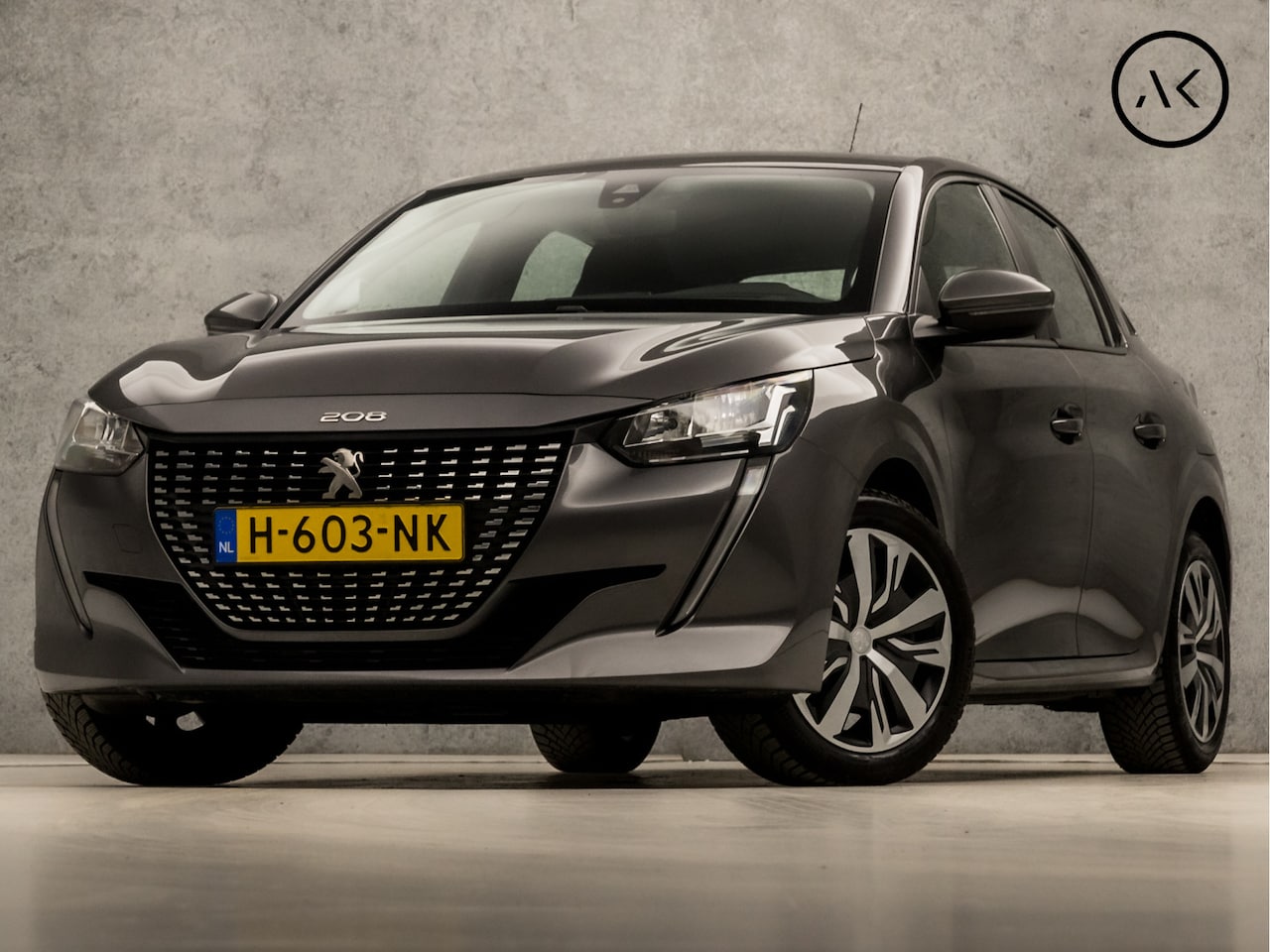 Peugeot 208 - 1.2 PureTech Sport (APPLE CARPLAY, GROOT NAVI, PARKEERSENSOREN, SPORTSTOELEN, LANE ASSIST, - AutoWereld.nl