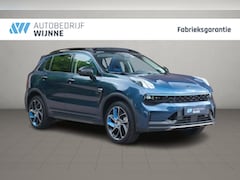 Lynk & Co 01 - 1.5 Plug-in Hybrid 261pk Aut. | 6, 6 kWh OBC | Navi | Adaptive Cruise | 360° Camera | Pano