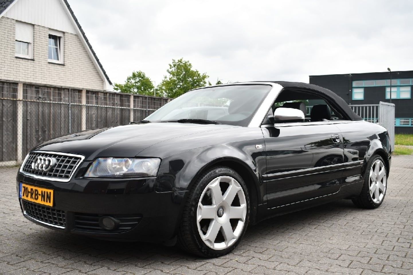 Audi A4 Cabriolet - 2.4 V6 170PK *S-Line Leder|Clima|Cruise - AutoWereld.nl
