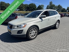 Volvo XC60 - 2.4D Kinetic automaat km 240.000 goed onderhouden