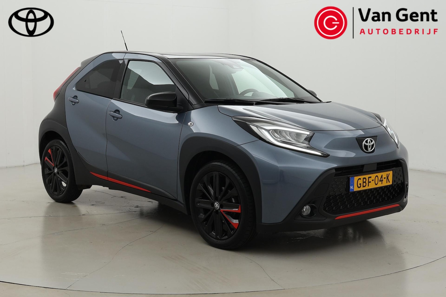 Toyota Aygo X - 1.0 VVT-i MT Pulse Design Pack | Apple Carplay / Android Auto | 18 inch | LED | Adaptive C - AutoWereld.nl