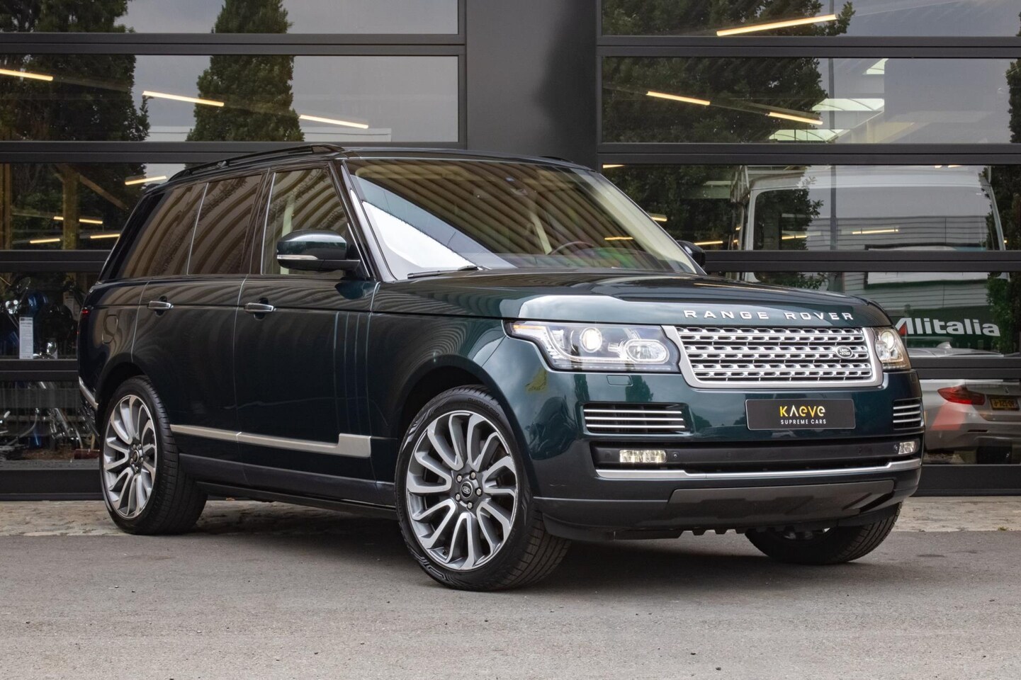 Land Rover Range Rover - 4.4 SDV8 Autobiography | Executive Class | Full Options | Aintree Green - AutoWereld.nl