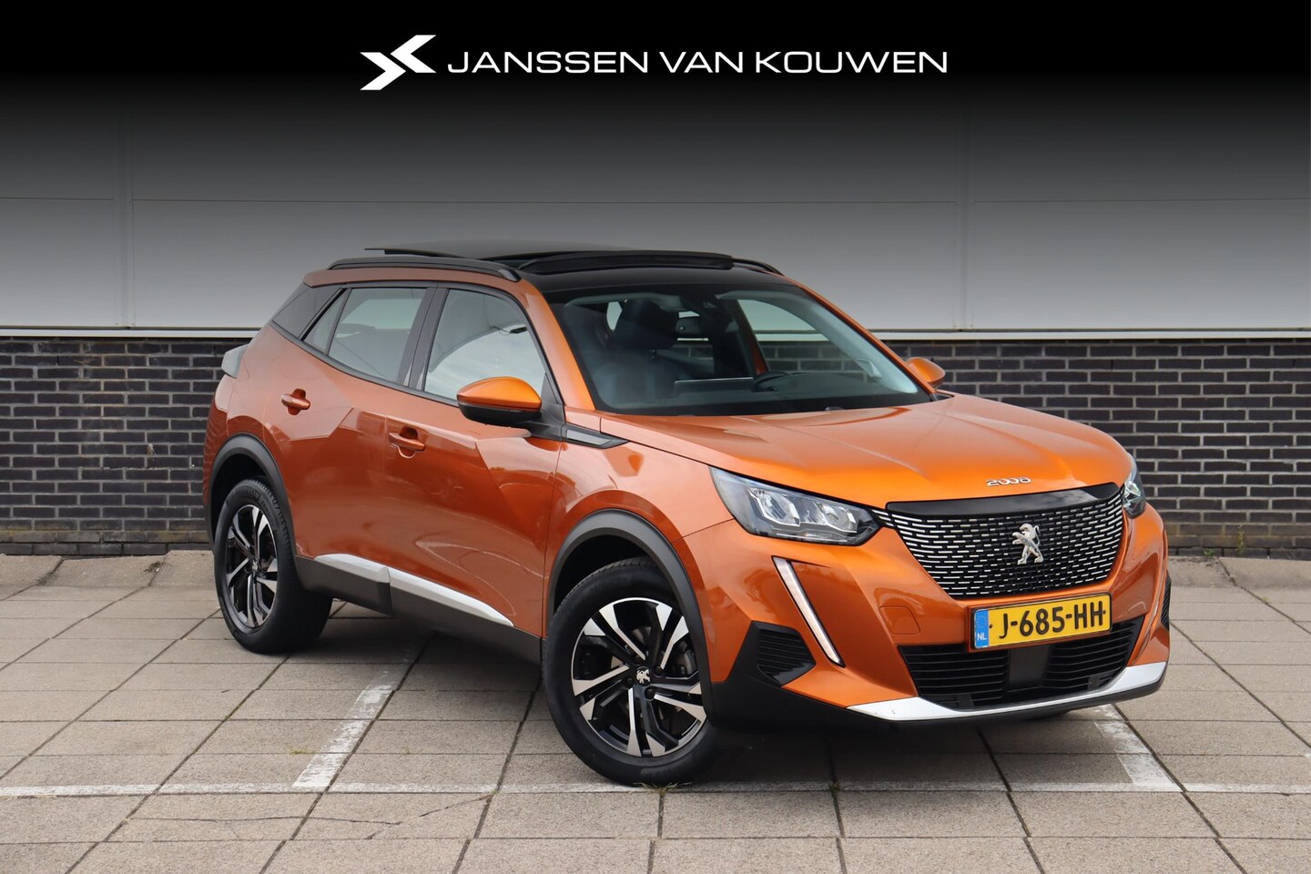 Peugeot 2008 - 1.2 PureTech Allure * Keyless start* Apple Carplay * Pano * - AutoWereld.nl
