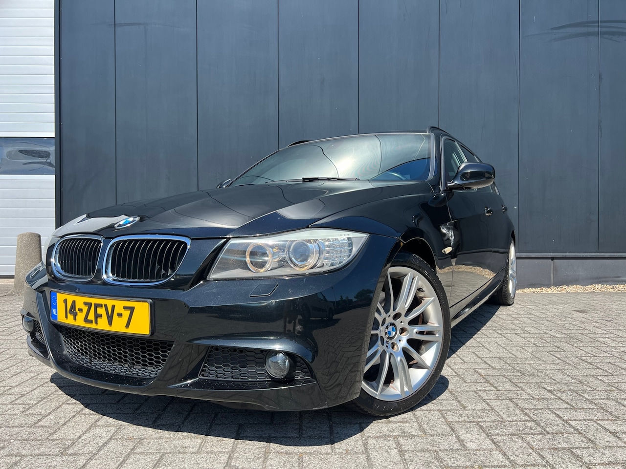 BMW 3-serie Touring - 318i M Sport Edition '12 Aut/Alcantara/Navi/18"Lmv/OrgNl! - AutoWereld.nl