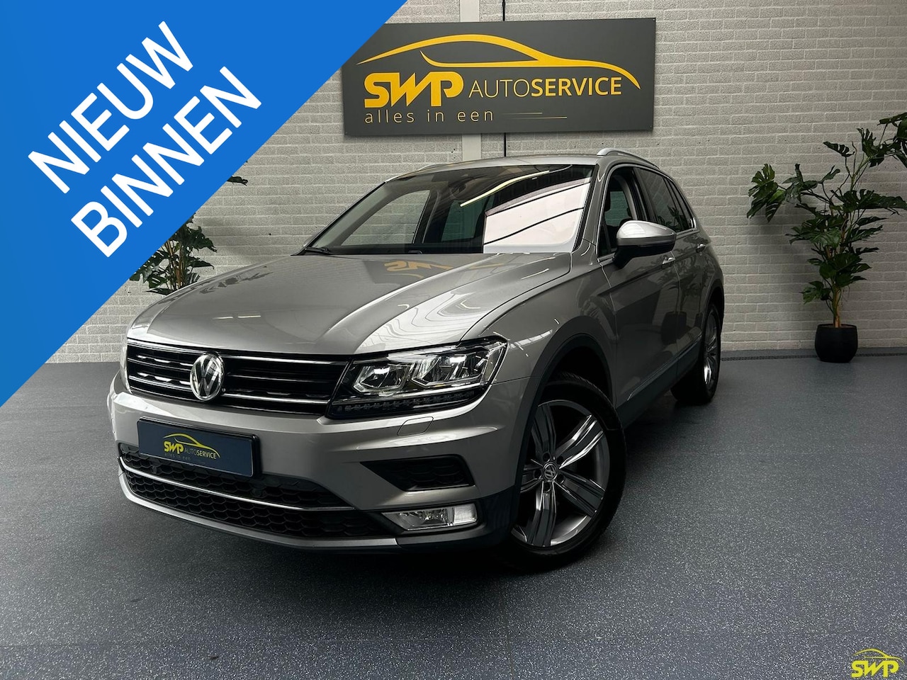 Volkswagen Tiguan - 2.0 TSI 4Motion Highline | Digital cockpit | Navi - AutoWereld.nl