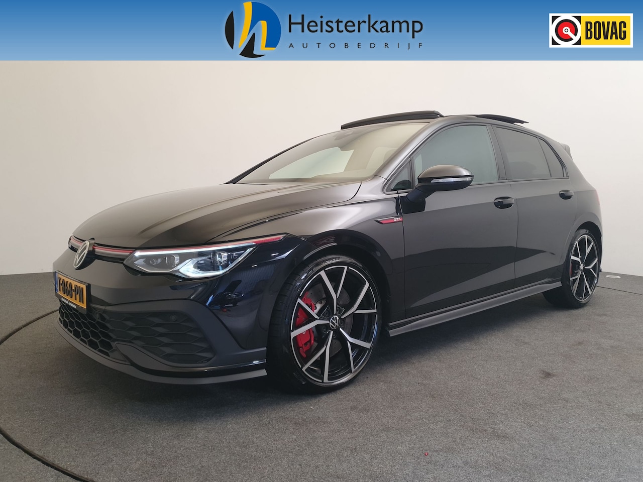 Volkswagen Golf - 2.0 TSI GTI CLUBSPORT 300pk Panoramadak, IQ.Light, Camera - AutoWereld.nl