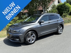 Volkswagen Tiguan - 2.0 TSI 4Motion 230PK DSG R-Line•Pano•Trekhaak