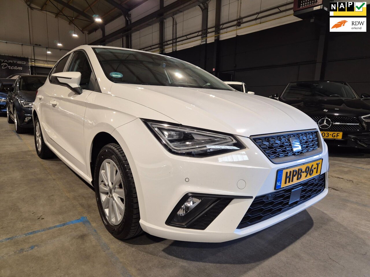 Seat Ibiza - 1.0 EcoTSI Style - Digitaal Dash - CarPlay - Camera - Clima - Cruise - Incl BTW - AutoWereld.nl