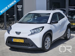 Toyota Aygo X - 1.0 VVT-i MT Business 3.300km Carplay