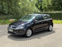 Volkswagen Polo - 1.2 TSI Comfortline DSG I CRUISE I AIRCO I NWE APK I WEINIG KM