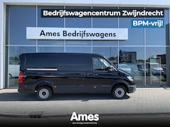 Volkswagen Crafter - 30 2.0 TDI L3H2 Highline 140 Pk Automaat | Trekhaakvoorbereiding | App-connect | 3 Zits