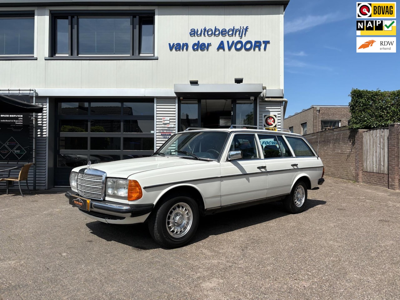 Mercedes-Benz 200-500 (W124) Combi - 230 TE Top Staat! - AutoWereld.nl