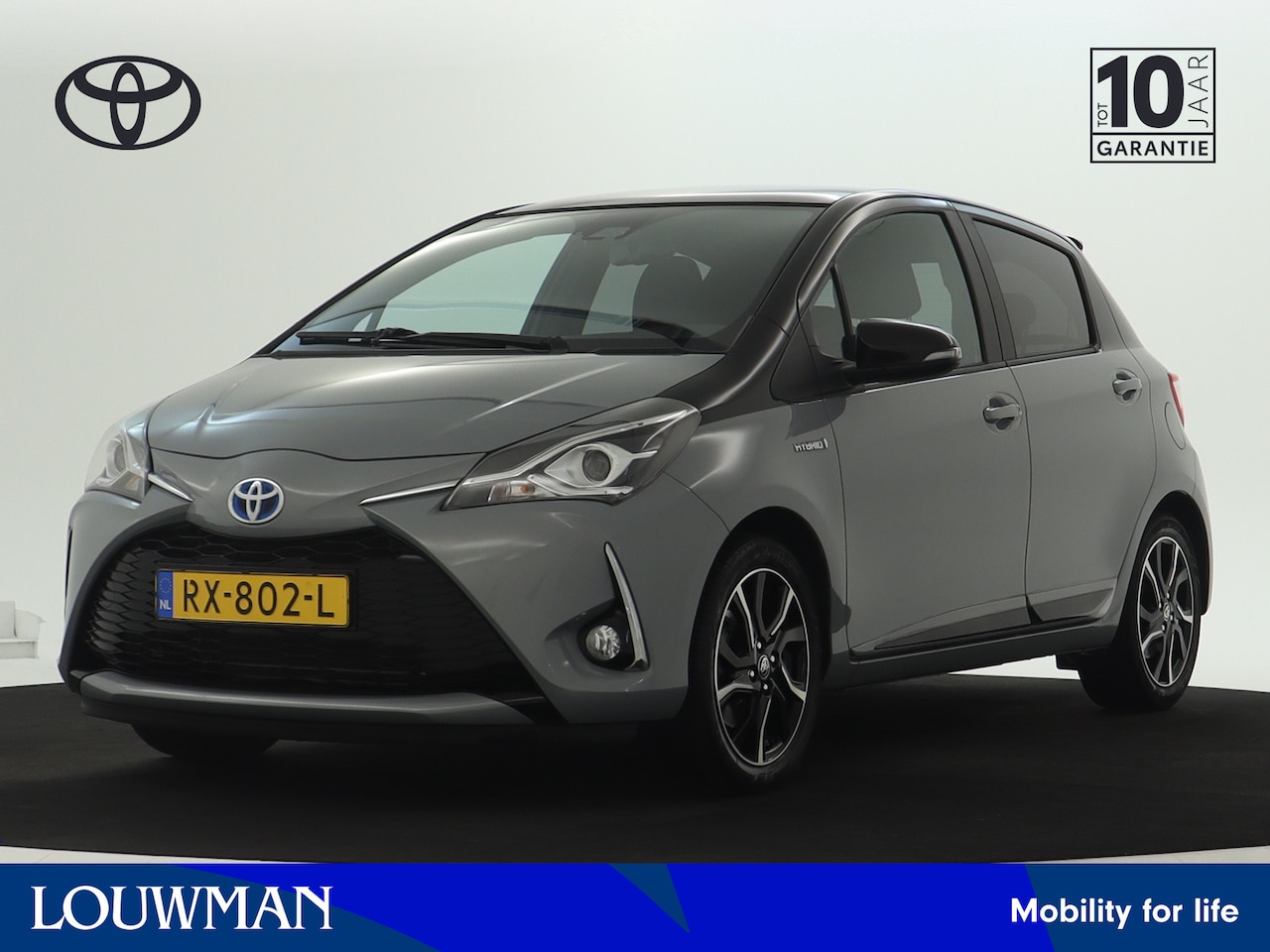 Toyota Yaris - 1.5 Hybrid Bi-Tone Plus | Panoramadak | - AutoWereld.nl