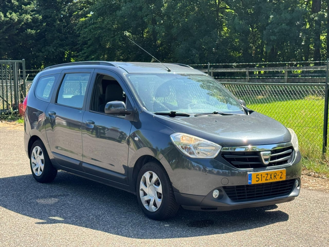 Dacia Lodgy - 1.5 dCi Lauréate 5p./Trekhaak/Airco/ - AutoWereld.nl