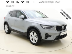 Volvo XC40 - B4 211pk Core / Adapt. Cruise / BLIS / Mistlampen / El. Trekhaak / Stoel + Stuurw. Verwarm