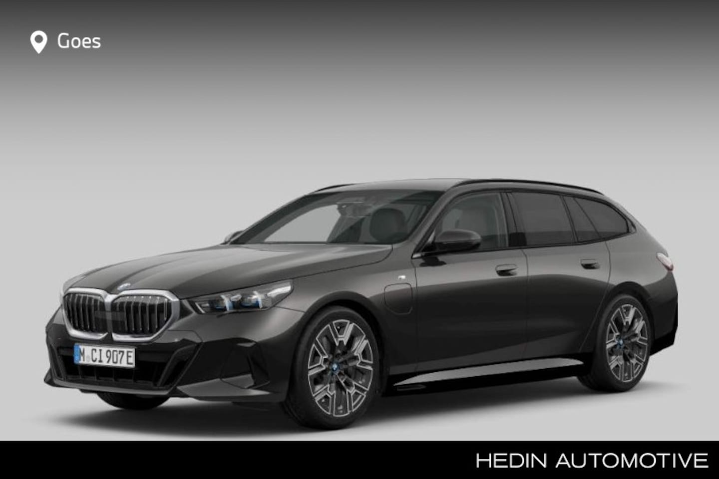 BMW 5-serie Touring - 530e M Sport Edition | Comfort Access | Trekhaak met elektrisch wegklapbare kogel | Achter - AutoWereld.nl