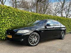 BMW 5-serie - 530i High Executive Automaat | Head-Up | Softclose | 360 Camera | Schuif-/Kanteldak | Spor