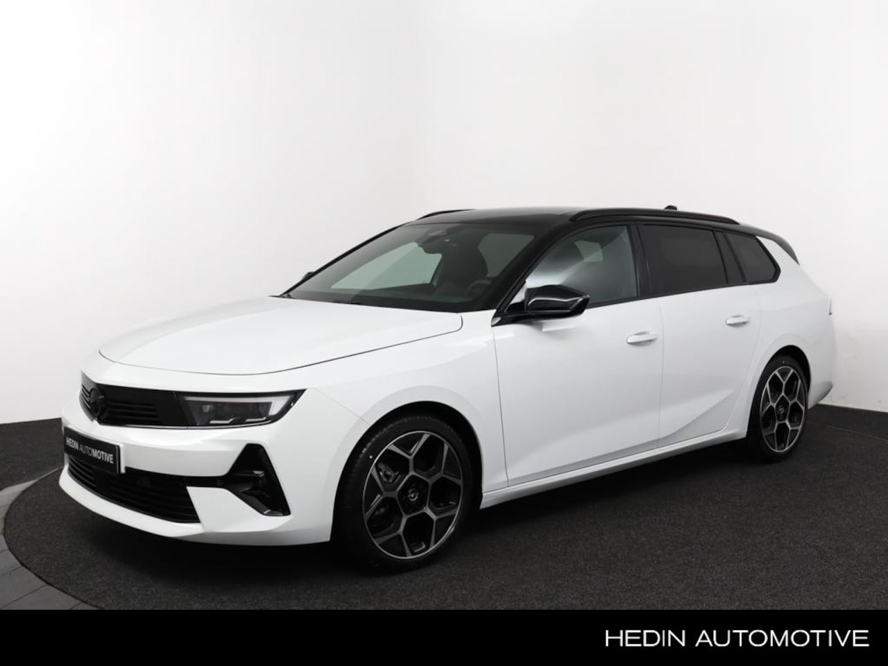 Opel Astra Sports Tourer - 1.2 Turbo 130PK Hybrid Ultimate | Panoramadak | Head-up Display | Navigatie | Trekhaak | - AutoWereld.nl