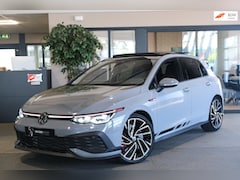 Volkswagen Golf - 2.0 TSI GTI CLUBSPORT 300 Pk Pano Cam IQ Led Keyless ACC