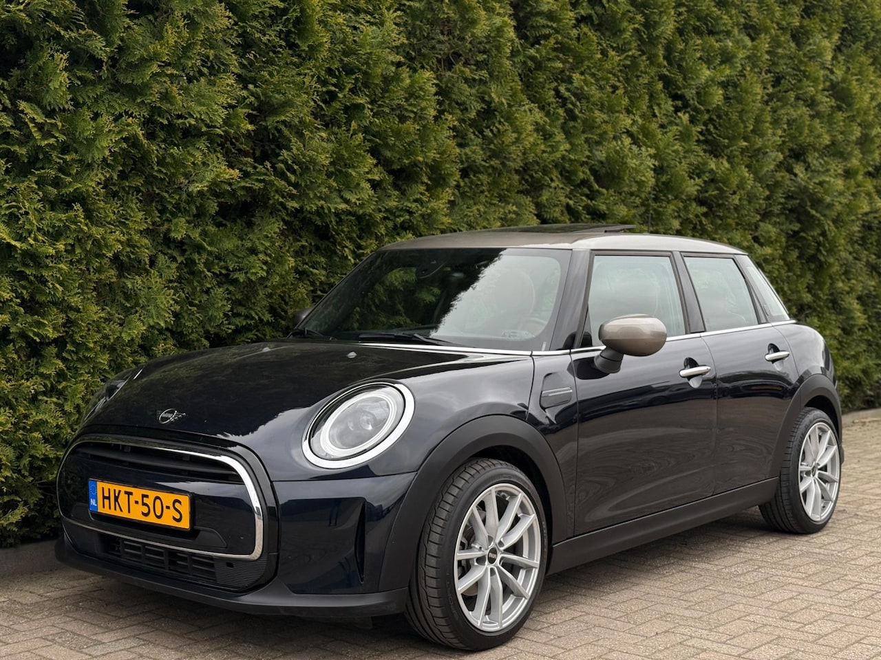 MINI Cooper - 1.5 MINI Yours CarPlay Leder - AutoWereld.nl