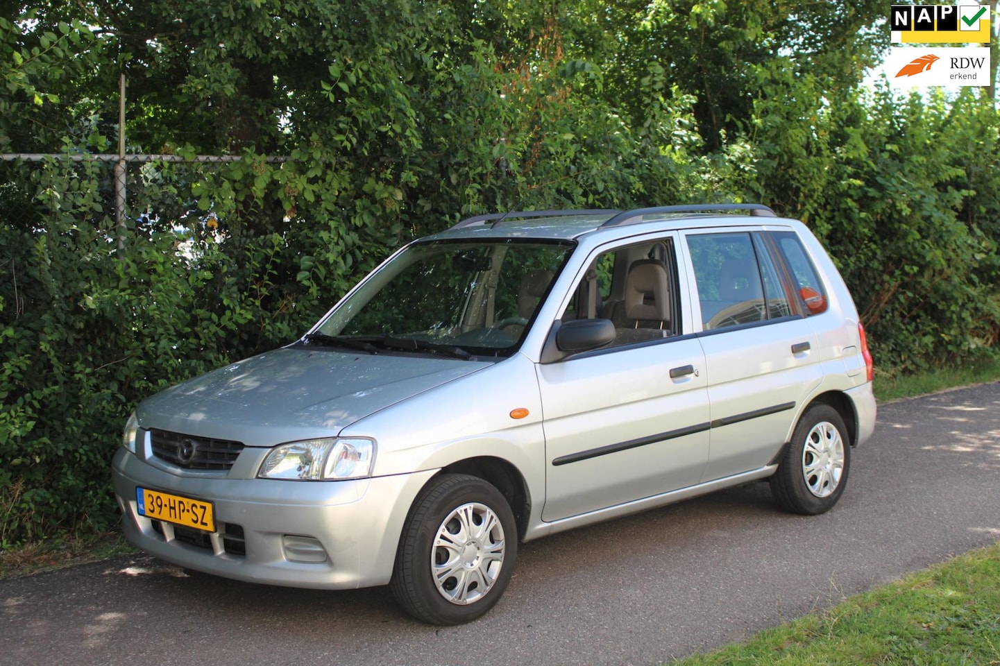 Mazda Demio - 1.5 Exclusive *Trekhaak *Zeer nette auto ! - AutoWereld.nl