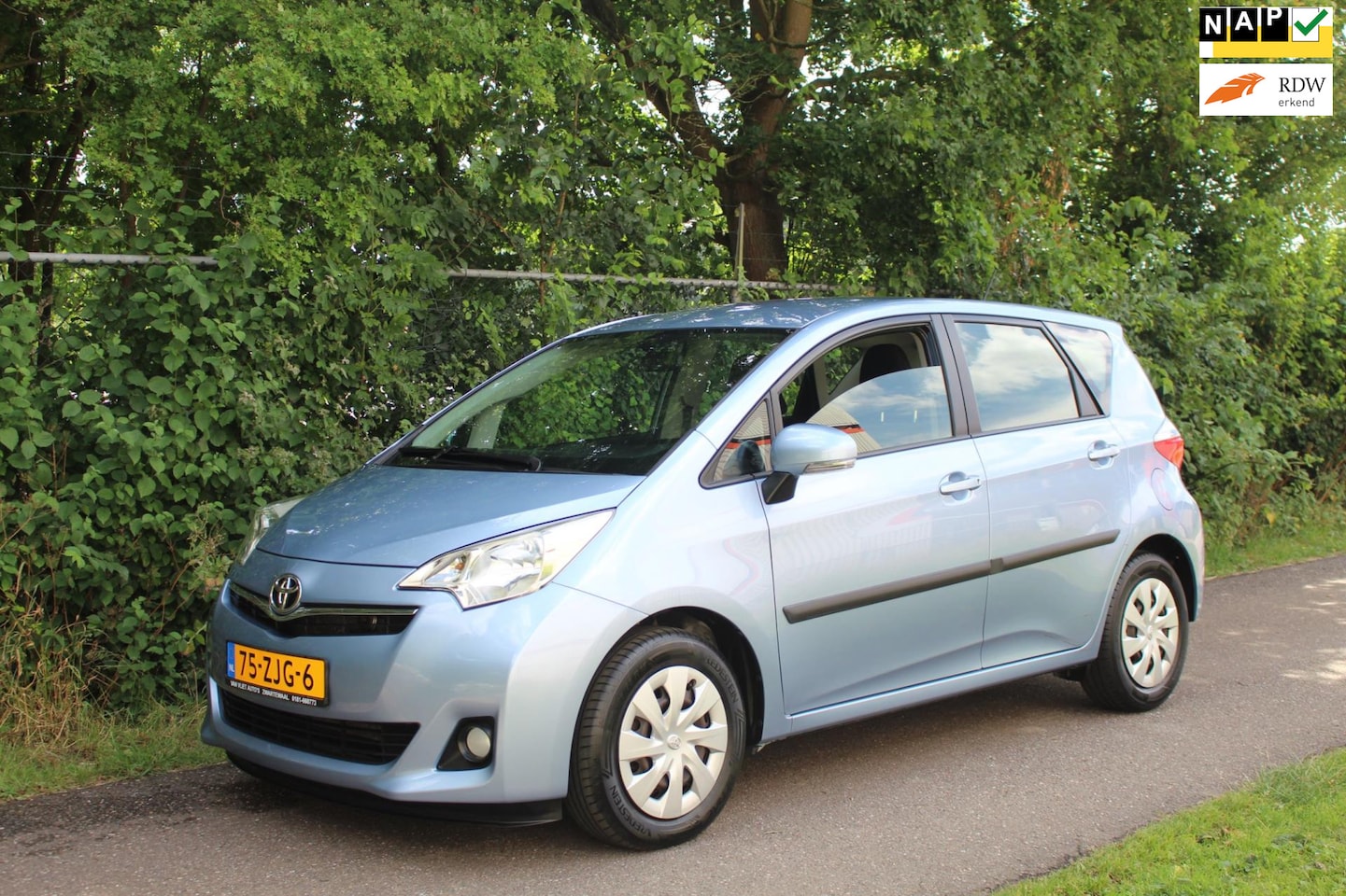 Toyota Verso S - 1.3 VVT-i Aspiration *Navi *Camera *Cruise *Dealer onderhouden - AutoWereld.nl