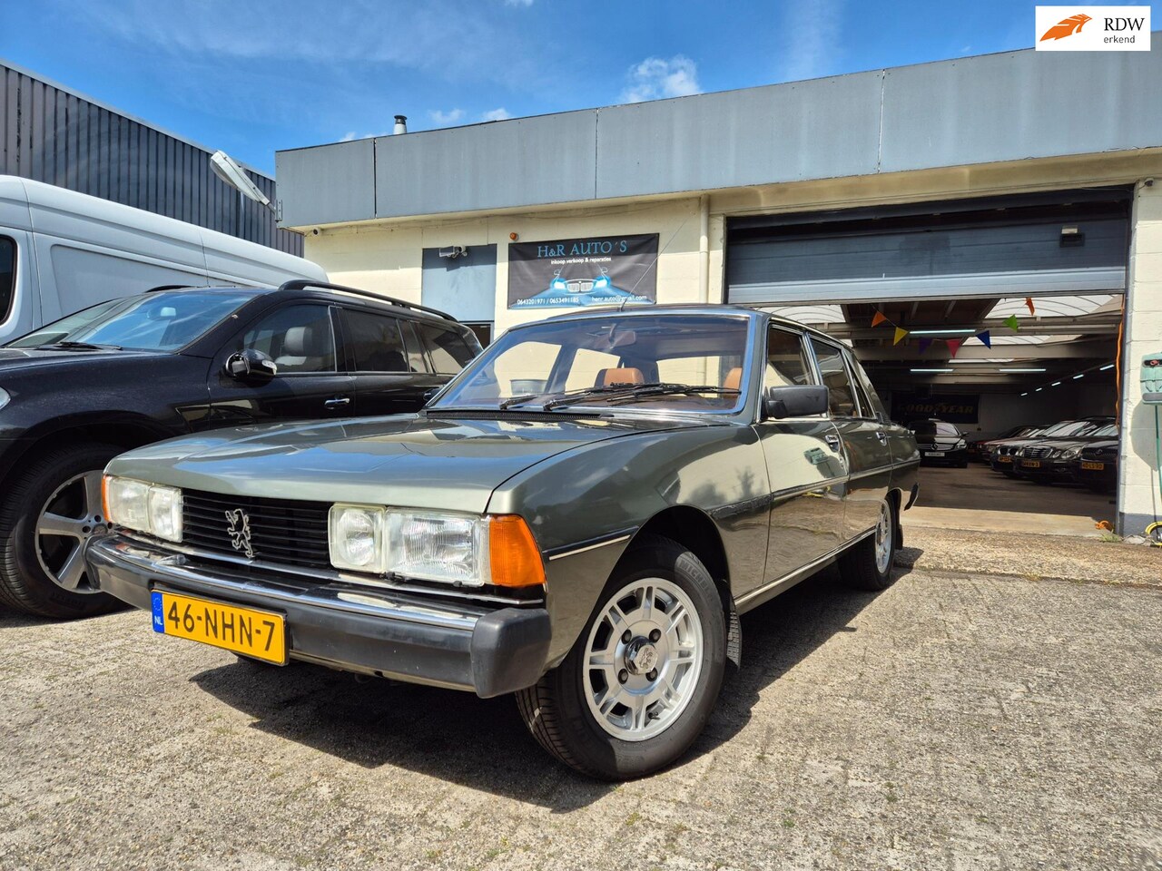 Peugeot 604 - 2.8 V6 STI - AutoWereld.nl