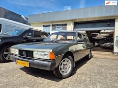 Peugeot 604 - 2.8 V6 STI
