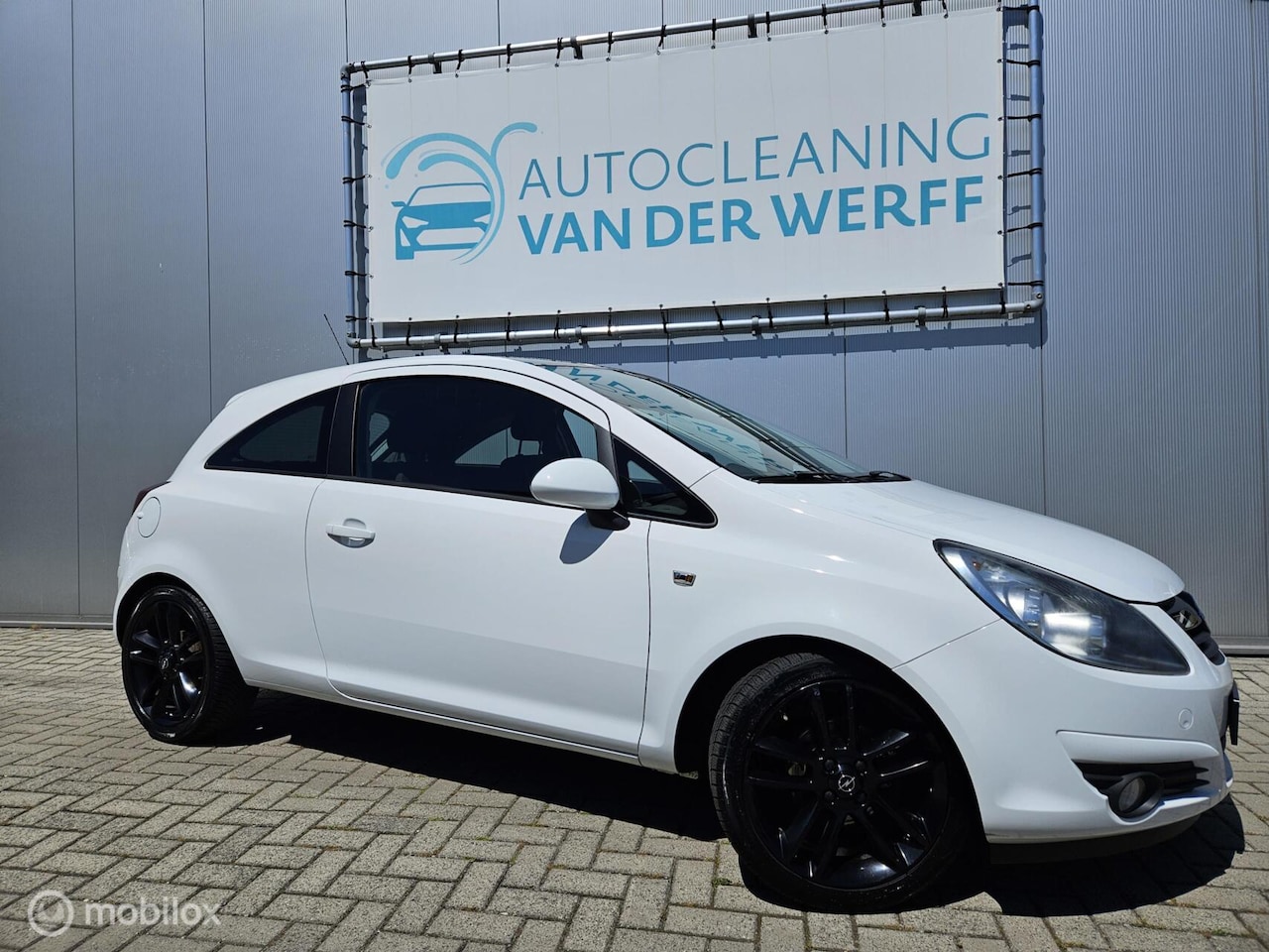 Opel Corsa - 1.2-16V Colorline nette Auto!! - AutoWereld.nl