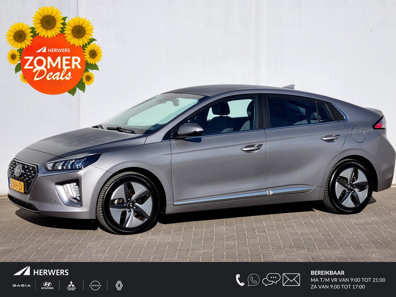 Hyundai IONIQ - 1.6 GDi Comfort - Plus Automaat / Navigatie / Achteruitrijcamera / Cruise Control Adaptief - AutoWereld.nl