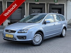 Ford Focus Wagon - 1.8-16V Ambiente Flexifuel NAP/ PSENSOR CRU