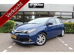 Toyota Auris - 1.8 Hybrid Energy | Rijklaar | Trekhaak | Navi | Camera | Clima | Cruise | Goed onderhoude