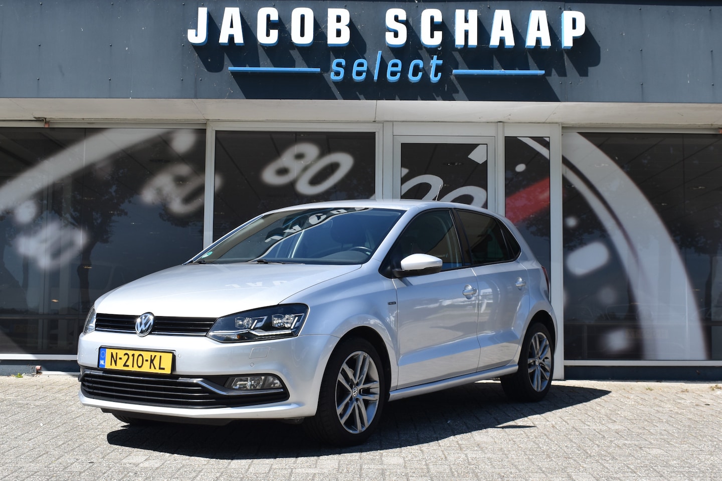 Volkswagen Polo - 1.2 TSI Highline Lounge / Automaat / Cruise Control / LED / Winterpakket - AutoWereld.nl