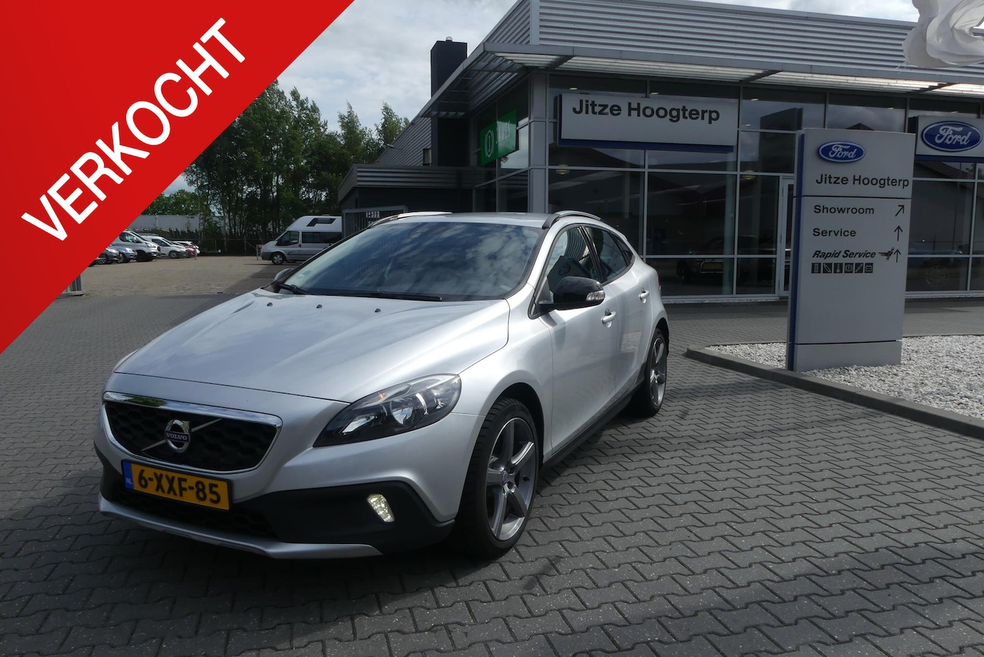 Volvo V40 Cross Country - 1.6 D2 Summum CRUISE, CLIMA, NAVI, PDC, TREKHAAK, 239.922KM - AutoWereld.nl