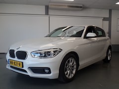 BMW 1-serie - 118i Executive Automaat, Navigatie, Cruise controle, Clima controle, Pdc, Elek ramen V/A,