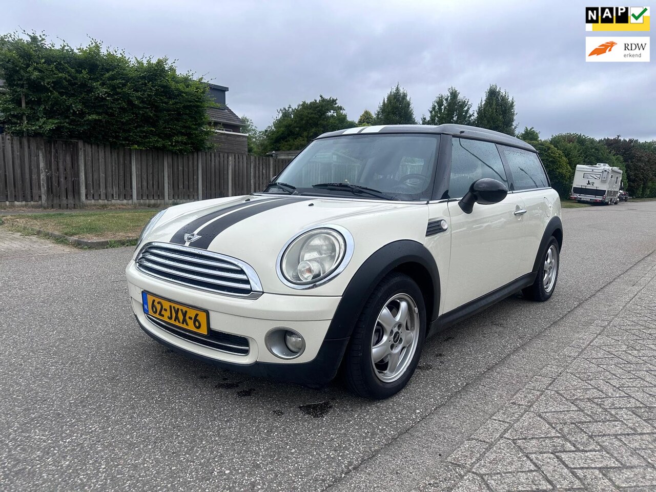 MINI Clubman - Mini 1.6 Cooper Business Line*Airco*LM Velgen * Wordt geleverd met nieuw APK - AutoWereld.nl