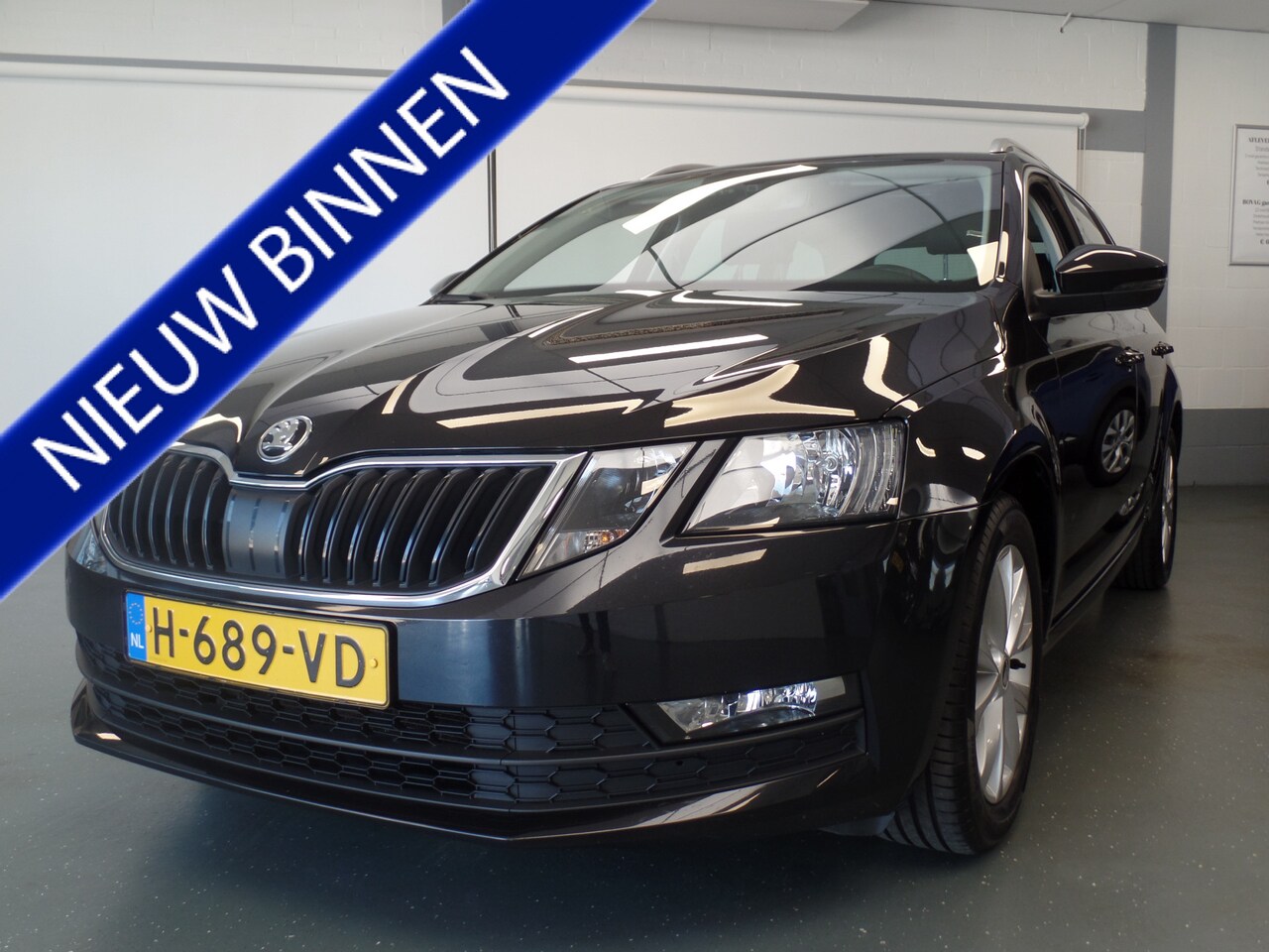Skoda Octavia Combi - 1.5 TSI Greentech Business Edition Automaat, 150pk!!, Navigatie, clima controle, Cruise co - AutoWereld.nl