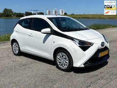 Toyota Aygo - 1.0 VVT-i x-play/Cam/Airco/NL/Apk ´27/Zeer nette