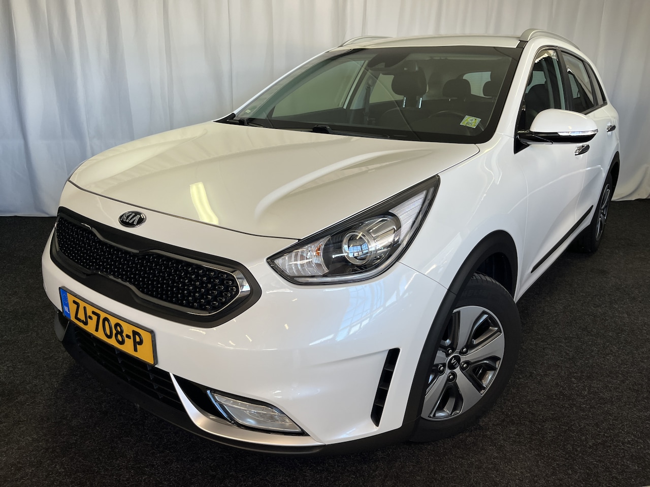 Kia Niro - 1.6 GDi Hybrid ExecutiveLine ECC/CAMERA/APPLE/CRUISE - AutoWereld.nl