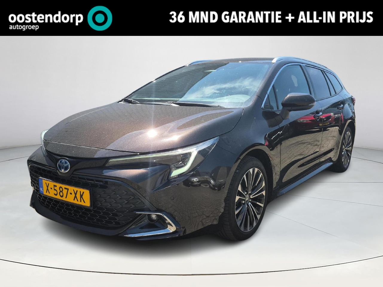 Toyota Corolla Touring Sports - 1.8 Hybrid First Edition | Navigatie | Parkeersensoren | Elektrische achterklep | Rijklaar - AutoWereld.nl