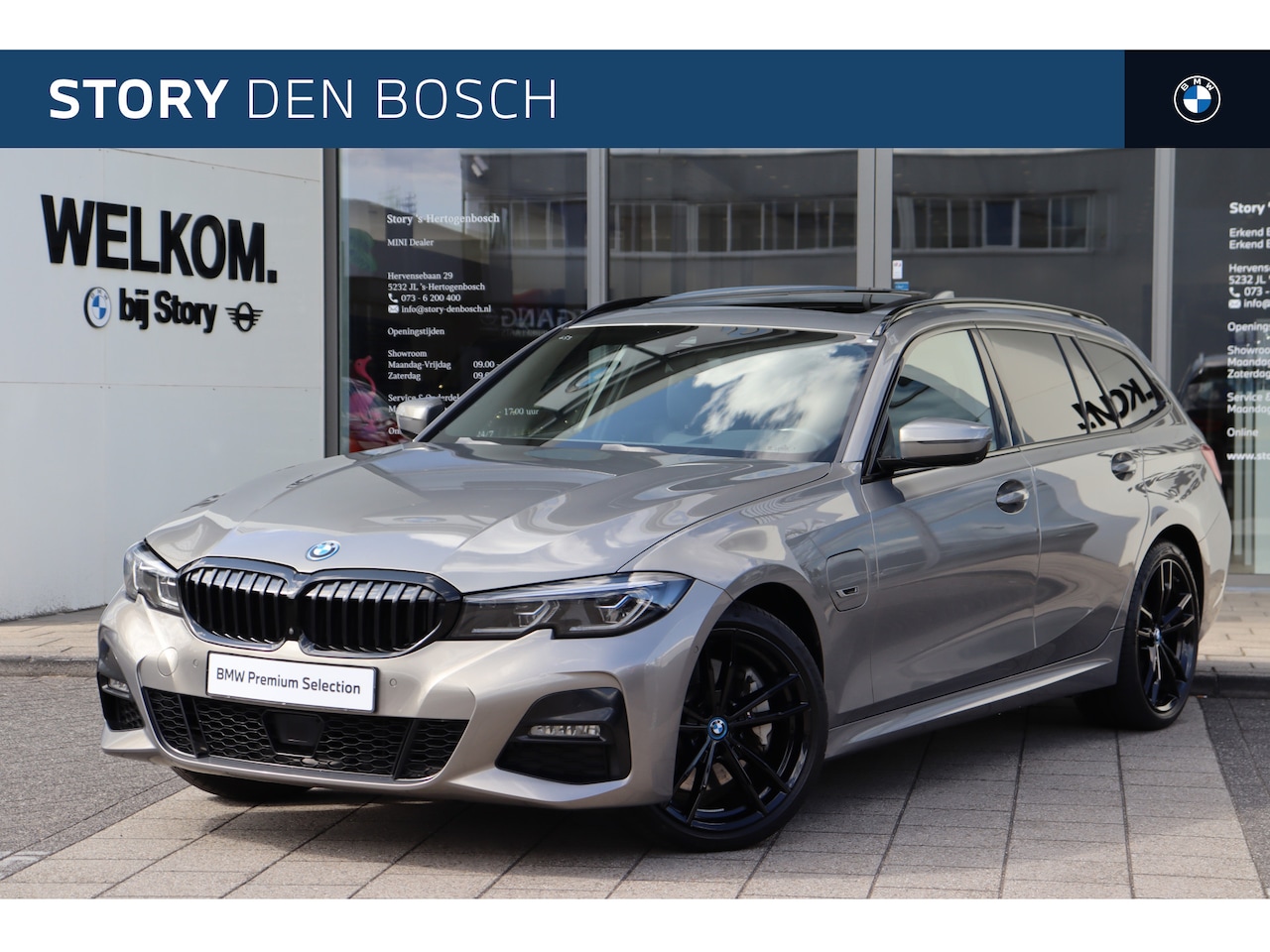 BMW 3-serie Touring - 330e High Executive Automaat / Panoramadak / Trekhaak / Sportstoelen / Laserlight / Comfor - AutoWereld.nl