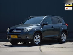 Toyota RAV4 - 2.2 D4-D D-CAT Sol