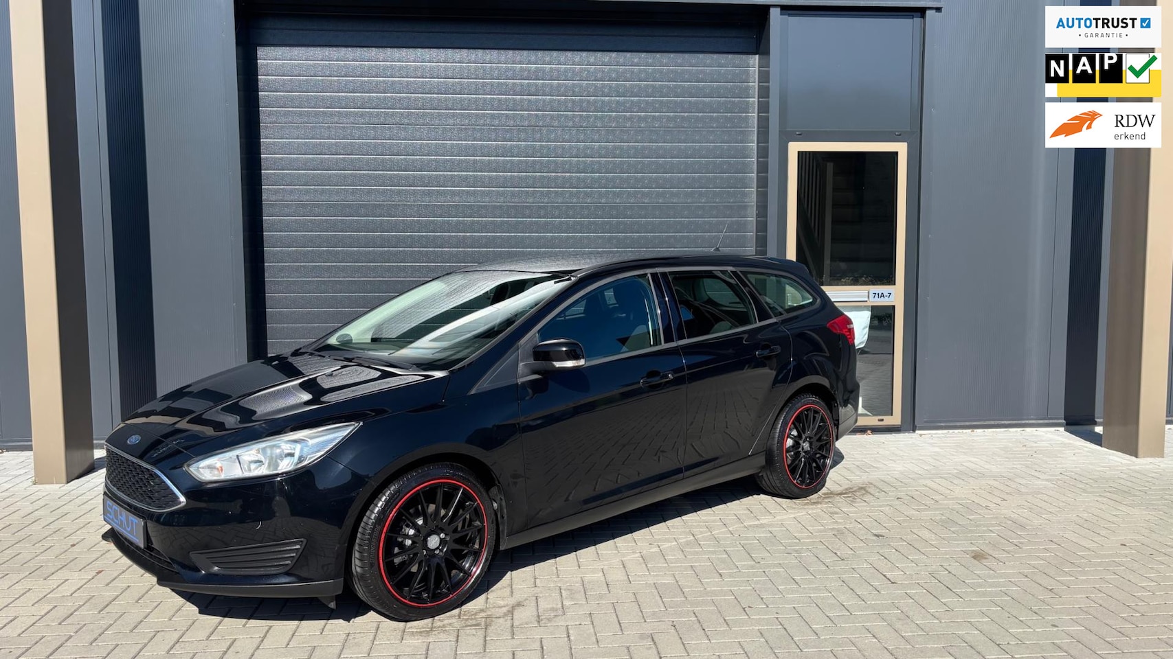 Ford Focus Wagon - 1.0 EcoBoost Trend | AIRCO | NW APK | SYNC | EL RAMEN | 18INCH - AutoWereld.nl