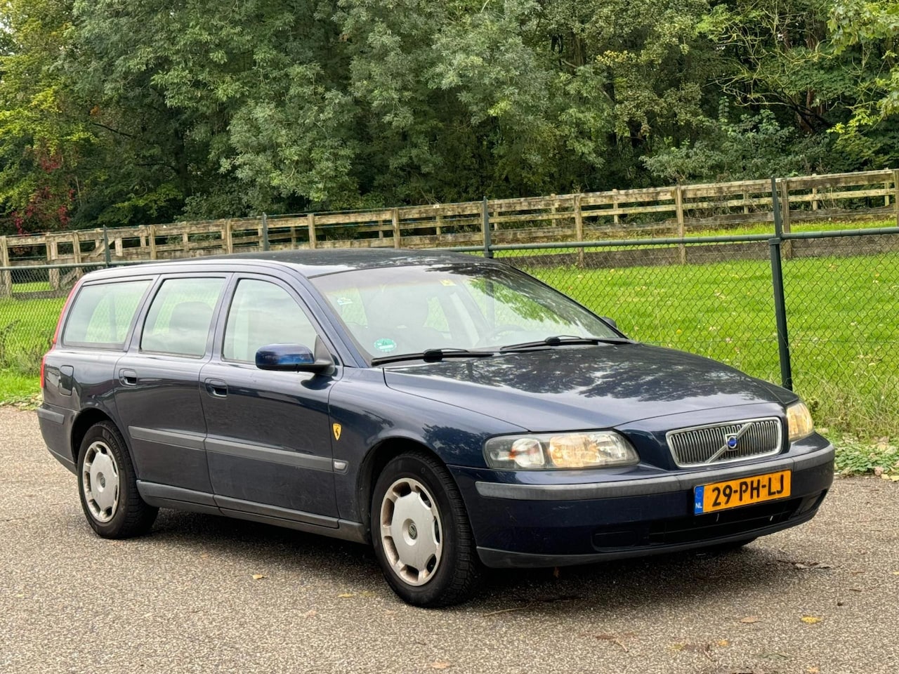 Volvo V70 - 2.4 2.4 - AutoWereld.nl
