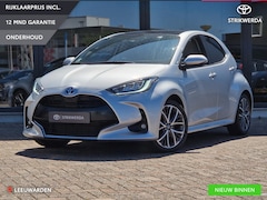 Toyota Yaris - 1.5 Hybrid Executive Panoramadak Trekhaak volledig leder interieur