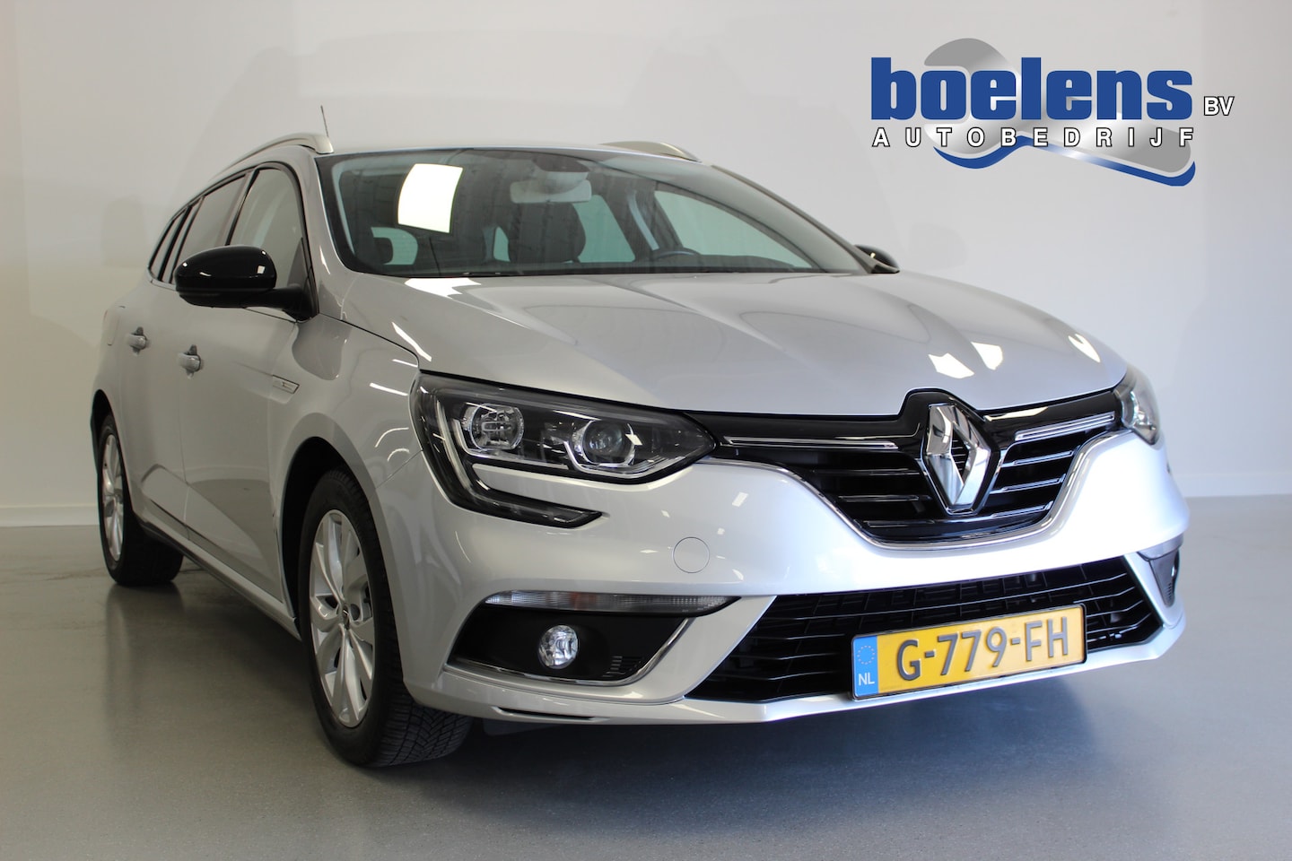 Renault Mégane Estate - 1.5 Blue dCi Limited | TREKHAAK | PDC-A | CRUISE | DAB-RADIO | NAVIGATIE  | KEYLESS | CLIM - AutoWereld.nl