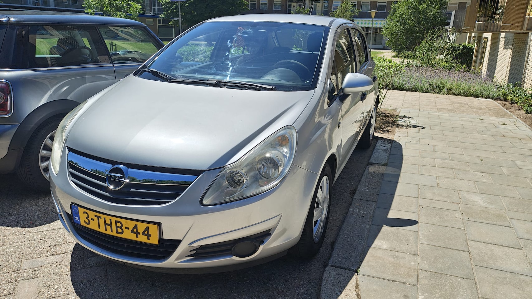 Opel Corsa - 1.2-16V '111' Edition - AutoWereld.nl